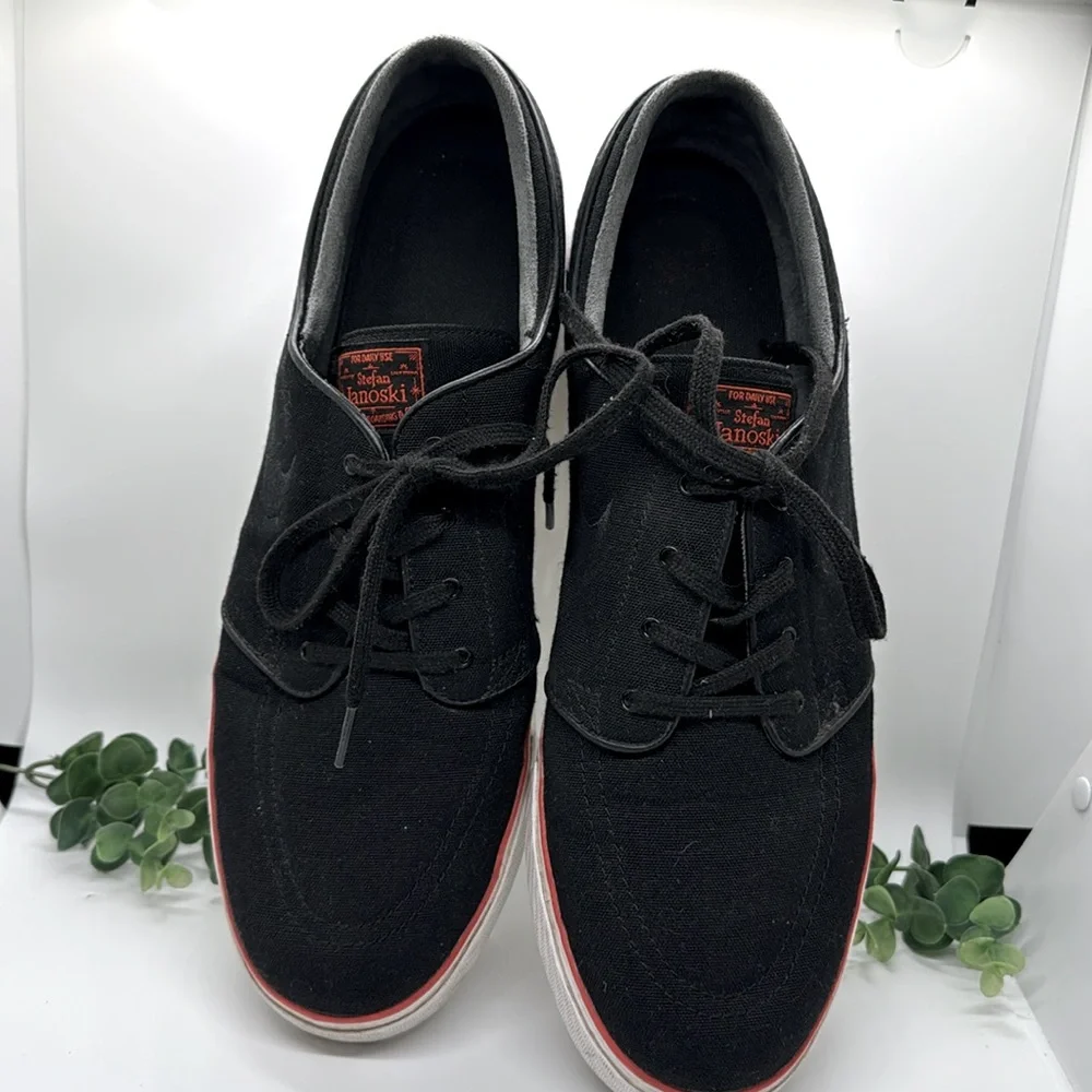 Nike Stefan Janoski Black Canvas shoes -Size 14